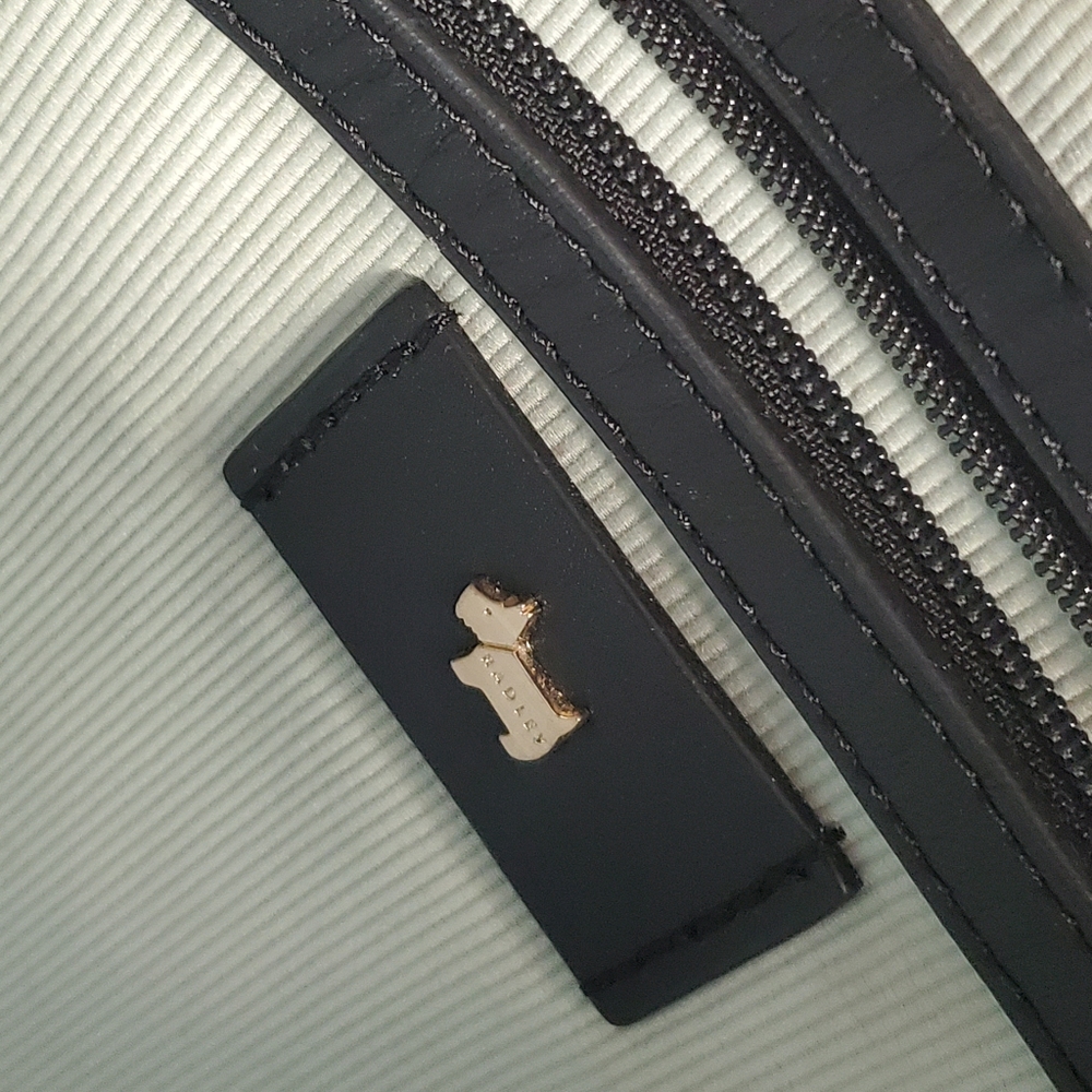 Messenger bag - Picture 9 of 9